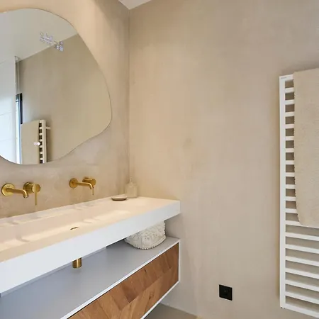 Sabaou Feng Shui Spa Piscine 别墅
